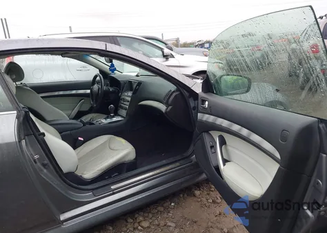 2010 Infiniti G37 z USA, uszkodzony, nr VIN JN1CV6FE7AM352459